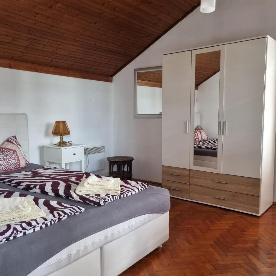 Apartmani Katarina Biograd Na Moru Luaran gambar